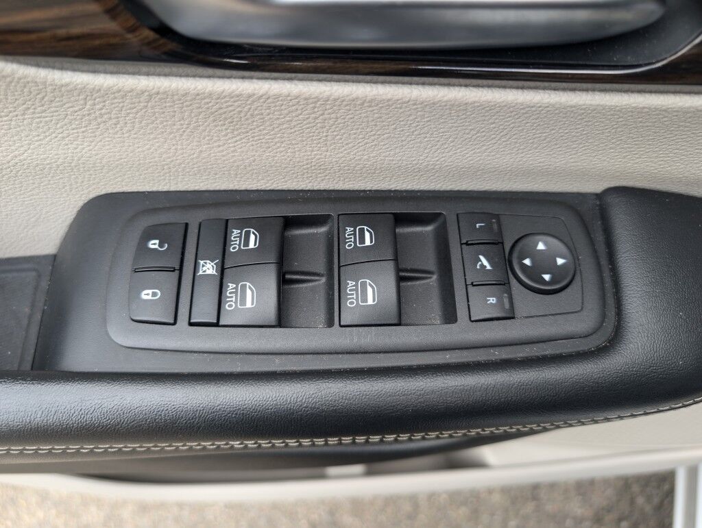 2022 Chrysler Pacifica Limited Owego NY