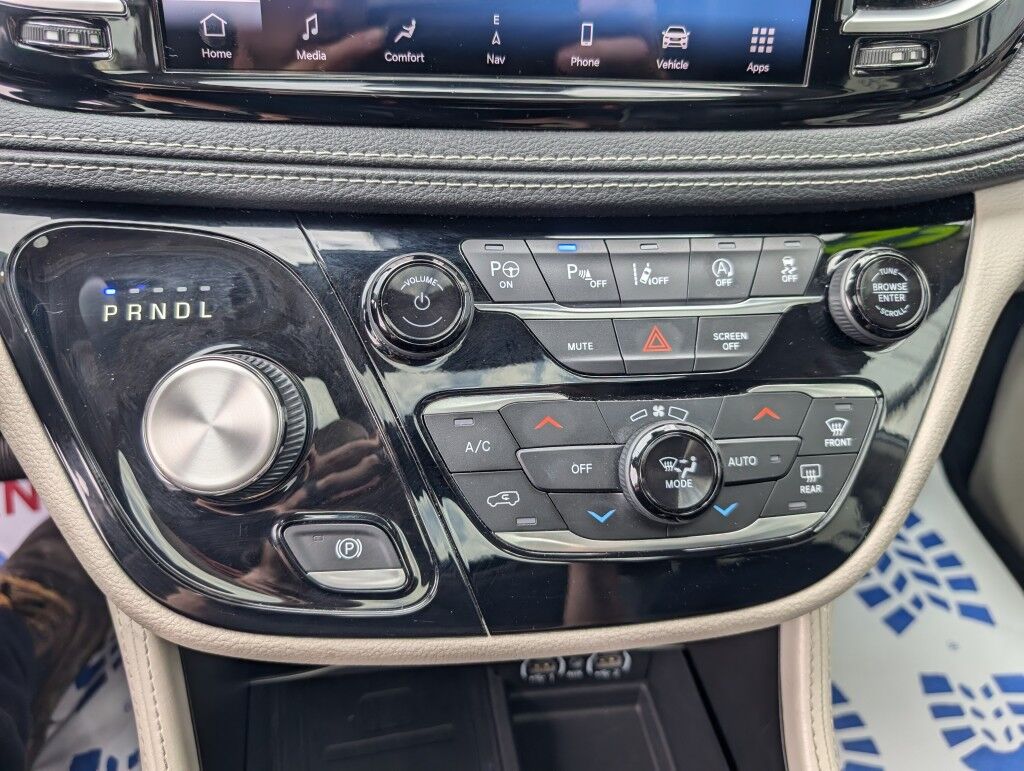 2022 Chrysler Pacifica Limited Owego NY