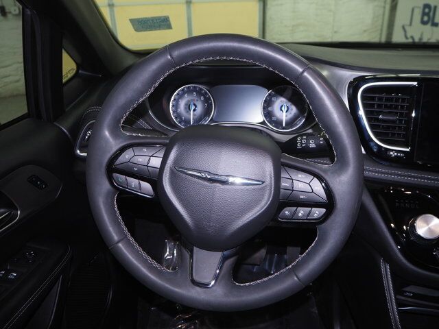 2022 Chrysler Pacifica Limited New Braunfels TX