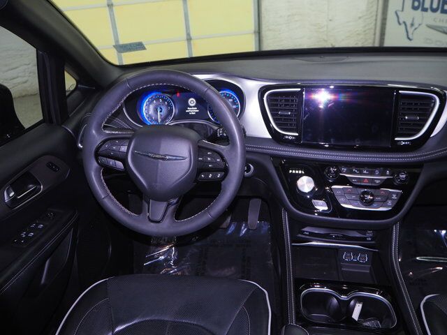 2022 Chrysler Pacifica Limited New Braunfels TX