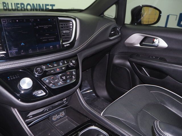 2022 Chrysler Pacifica Limited New Braunfels TX