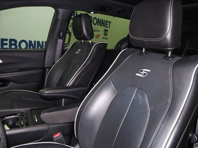 2022 Chrysler Pacifica Limited New Braunfels TX