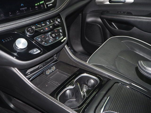 2022 Chrysler Pacifica Limited New Braunfels TX