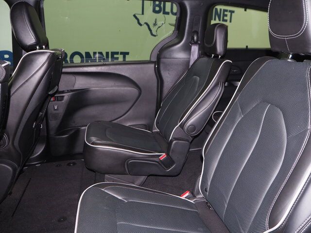 2022 Chrysler Pacifica Limited New Braunfels TX