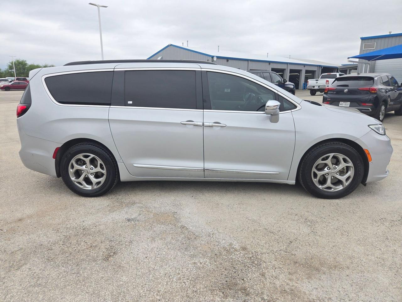 2022 Chrysler Pacifica Limited