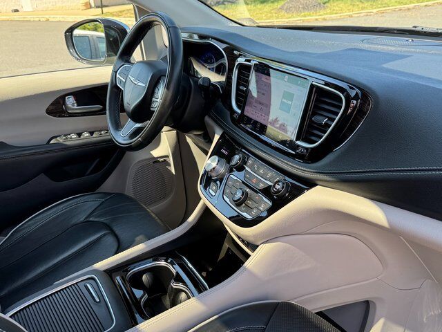 2022 Chrysler Pacifica Limited Springfield VA