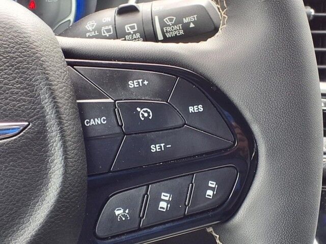 2022 Chrysler Pacifica Touring  TX