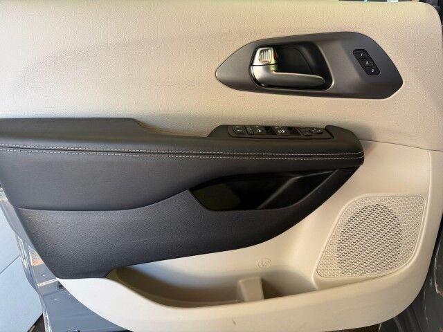 2022 Chrysler Pacifica Touring L Burnet TX