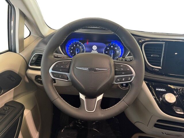 2022 Chrysler Pacifica Touring L Burnet TX