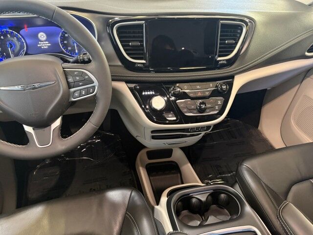 2022 Chrysler Pacifica Touring L Burnet TX