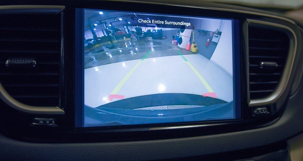 2022 Chrysler Pacifica Touring L Akron OH