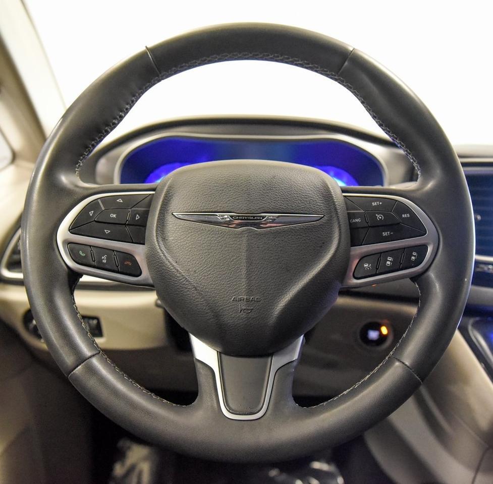 2022 Chrysler Pacifica Touring L Akron OH