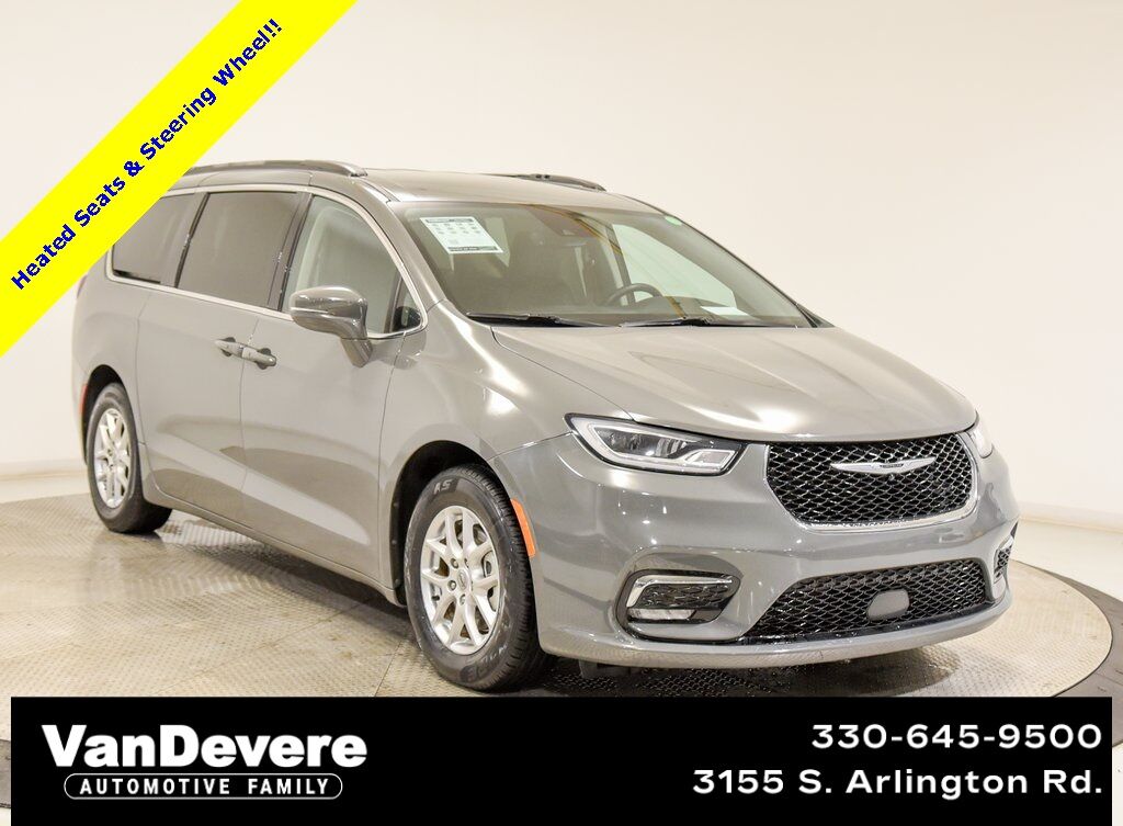 Used 2022 Chrysler Pacifica Touring L FWD