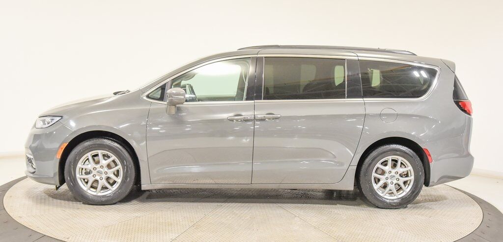2022 Chrysler Pacifica Touring L Akron OH