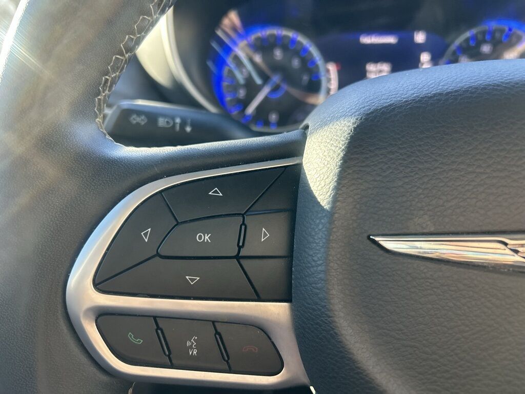 2022 Chrysler Pacifica Touring L Crestwood KY