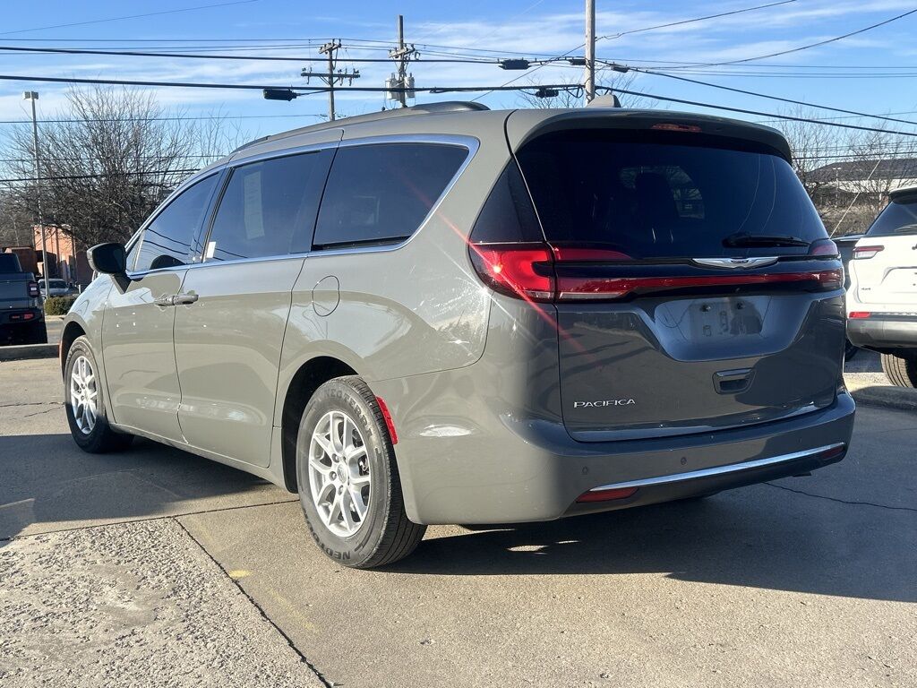 2022 Chrysler Pacifica Touring L Crestwood KY