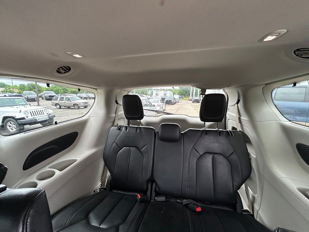 2022 Chrysler Pacifica Touring L Crestwood KY