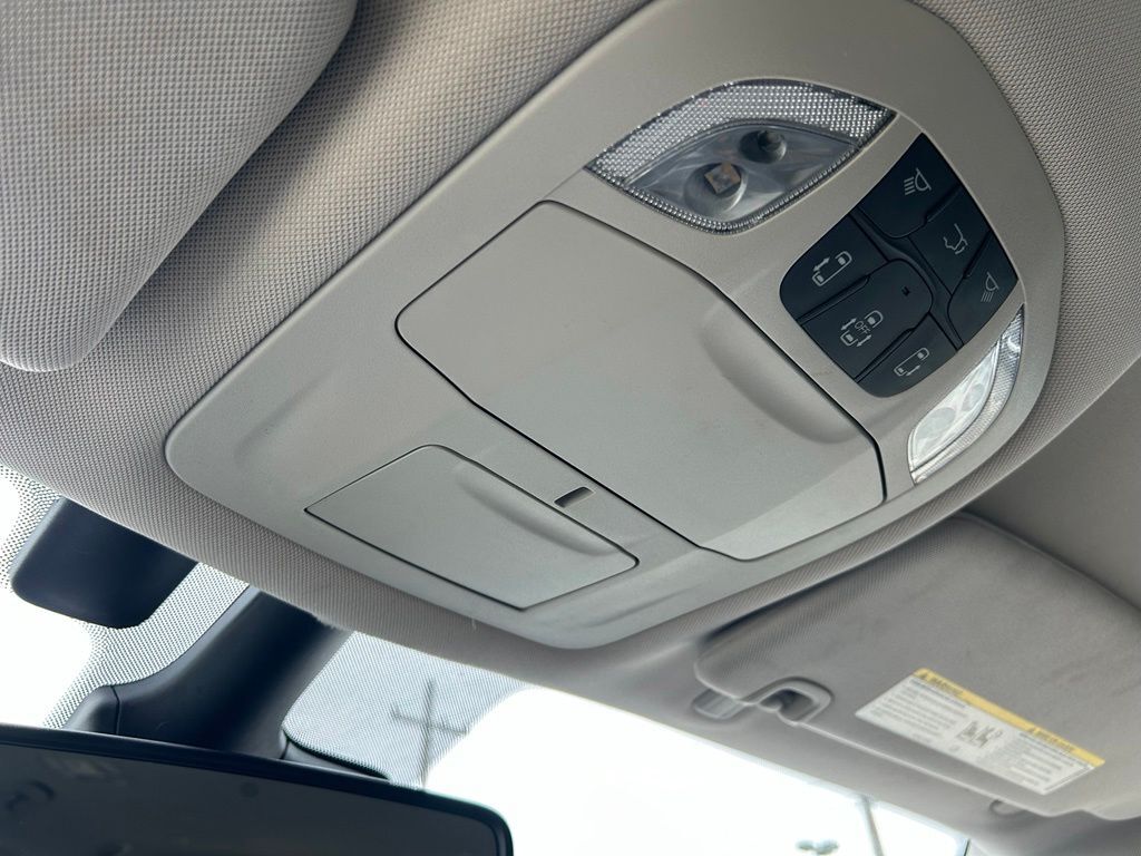 2022 Chrysler Pacifica Touring L Crestwood KY