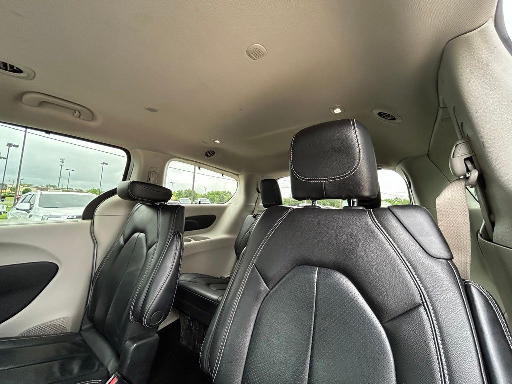 2022 Chrysler Pacifica Touring L Crestwood KY