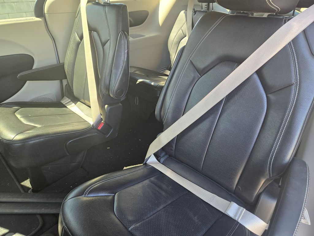2022 Chrysler Pacifica Touring L Folsom CA