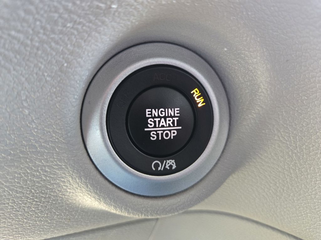 2022 Chrysler Pacifica Touring L Folsom CA