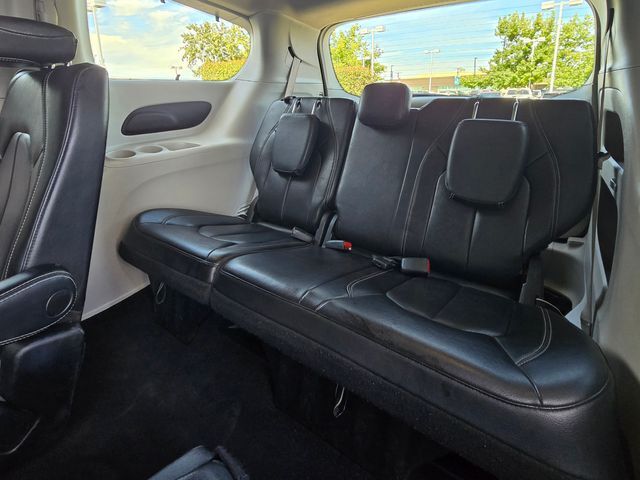 2022 Chrysler Pacifica Touring L Folsom CA