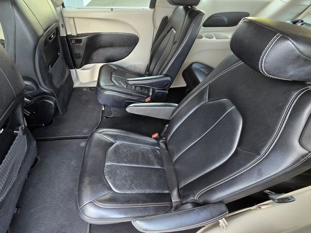 2022 Chrysler Pacifica Touring L Folsom CA