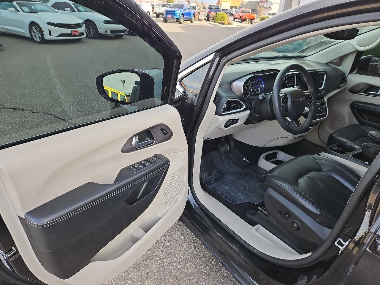 2022 Chrysler Pacifica Touring L Grand Junction CO