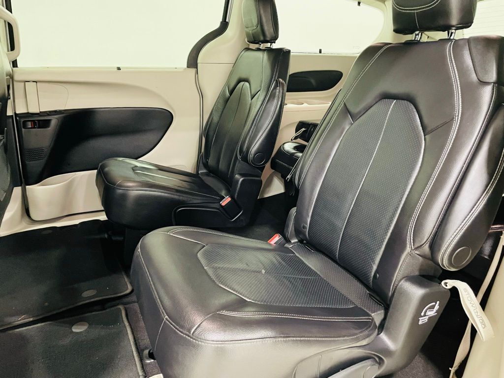 2022 Chrysler Pacifica Touring L Jersey City NJ