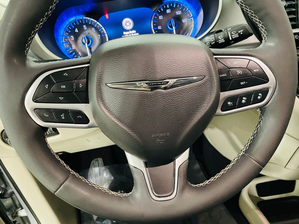 2022 Chrysler Pacifica Touring L Jersey City NJ