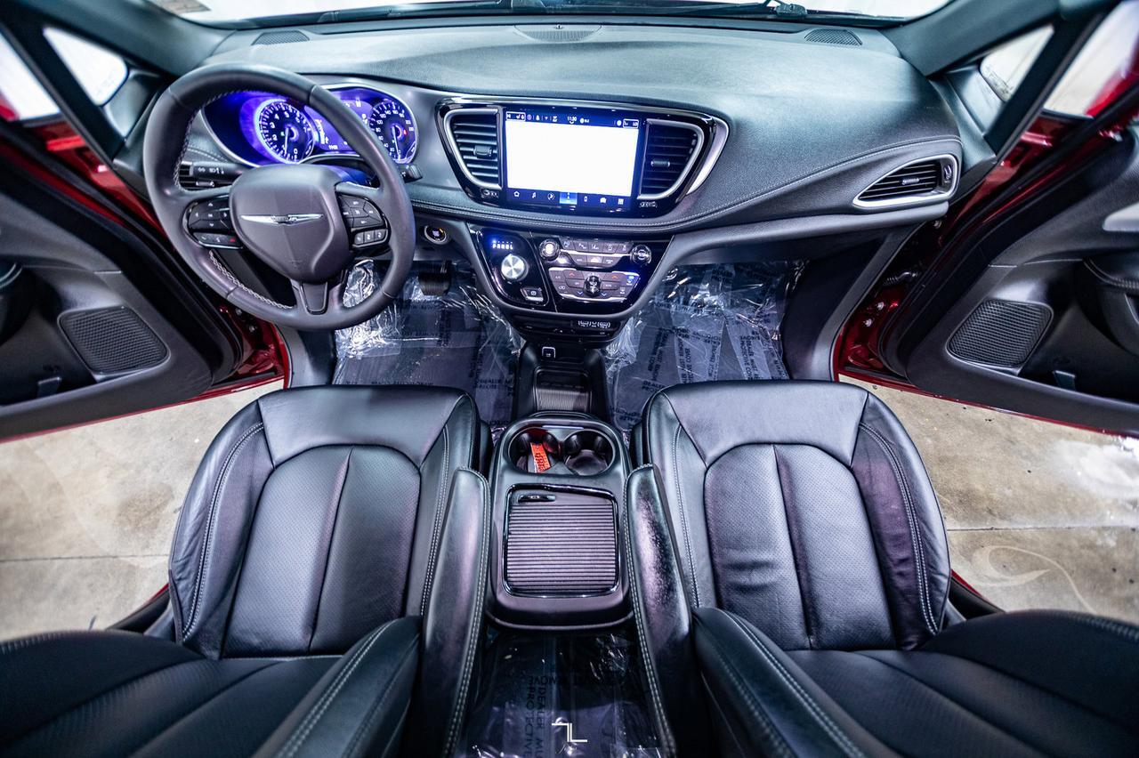 2022 Chrysler Pacifica Touring L Leather Nav DVD BCam Red Deer AB