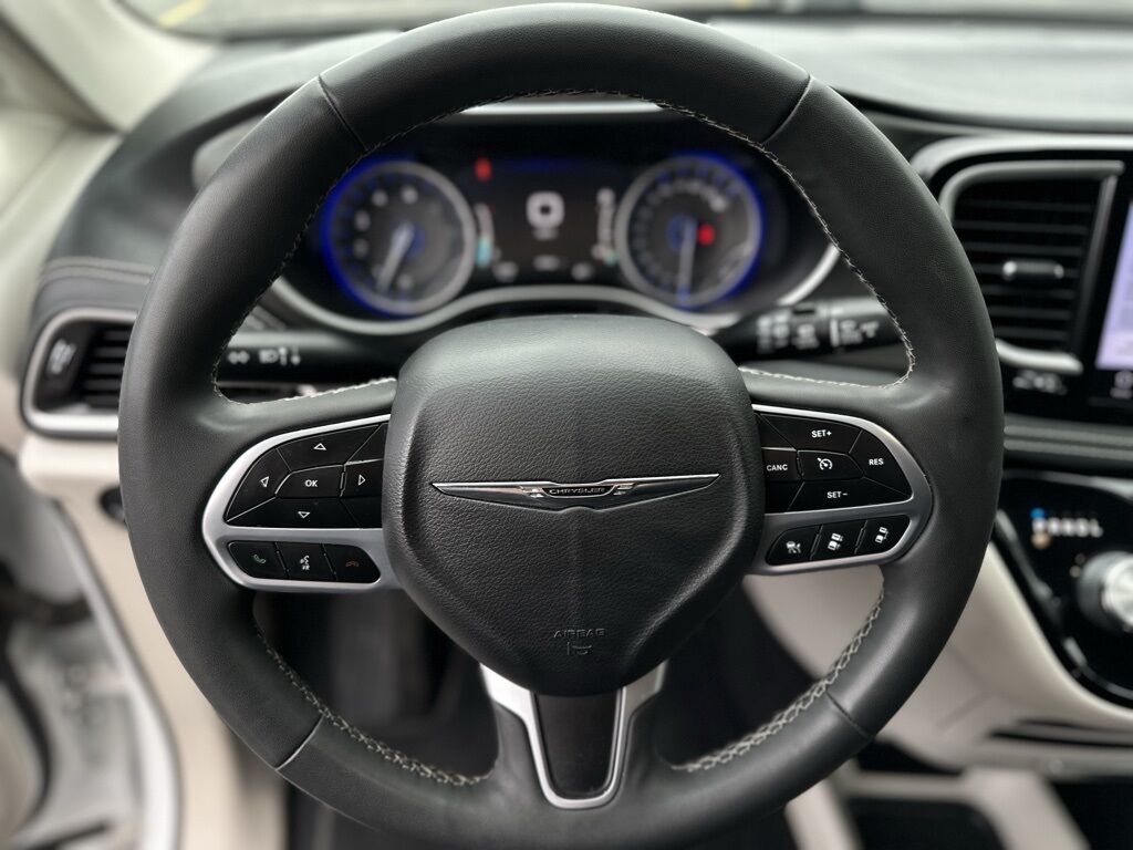 2022 Chrysler Pacifica Touring L San Clemente CA