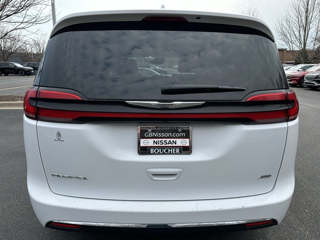 2022 Chrysler Pacifica Touring L San Clemente CA