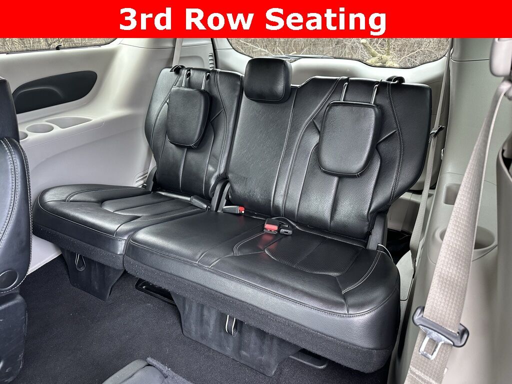 2022 Chrysler Pacifica Touring L San Clemente CA