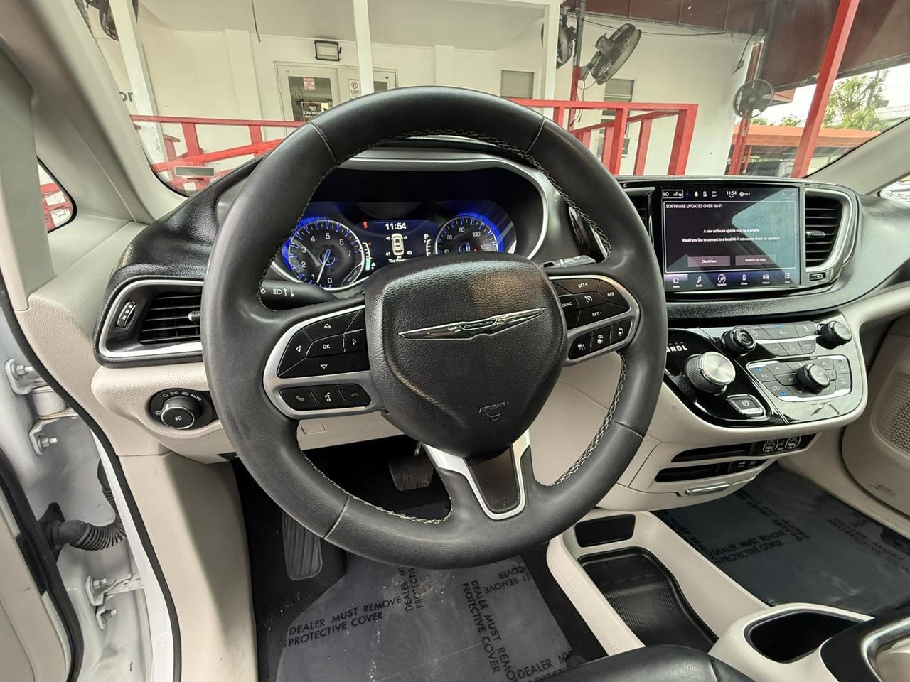 2022 Chrysler Pacifica Touring L Miami FL