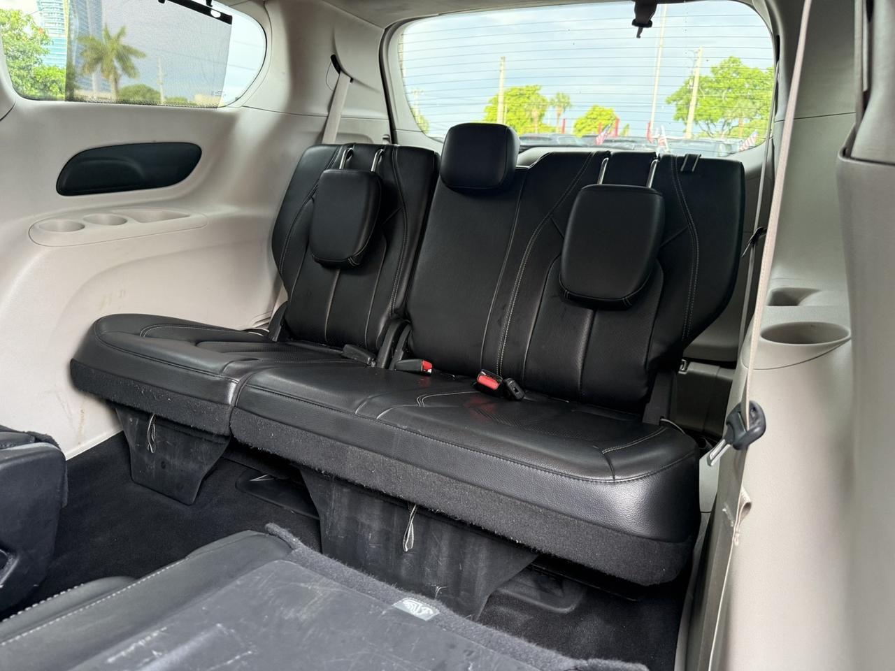 2022 Chrysler Pacifica Touring L Hollywood FL