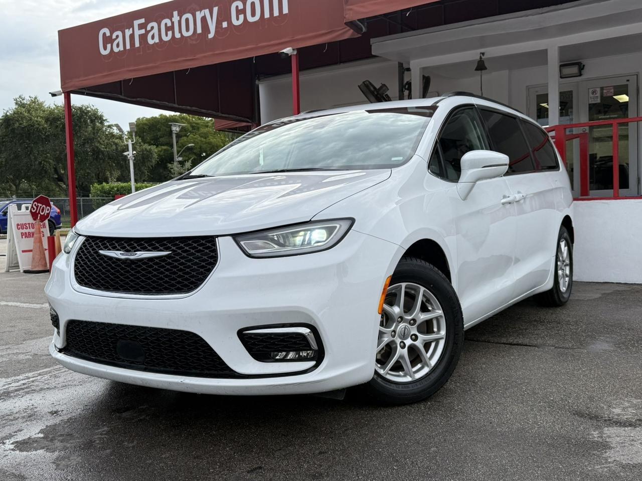 2022 Chrysler Pacifica Touring L