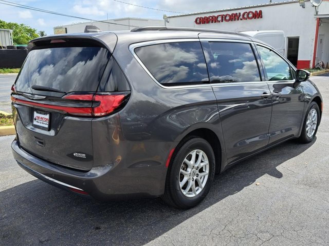2022 Chrysler Pacifica Touring L Miami FL