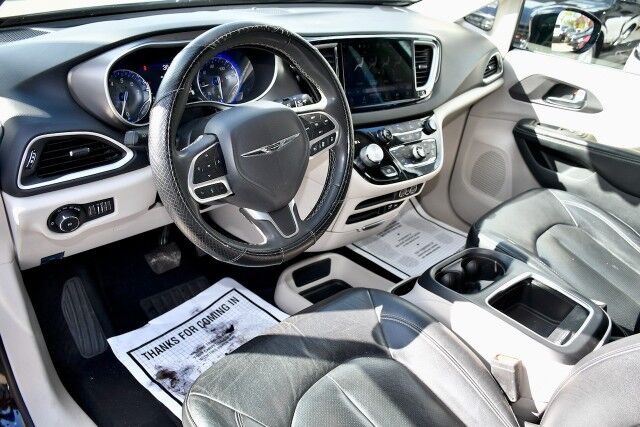 2022 Chrysler Pacifica Touring L Miami Gardens FL