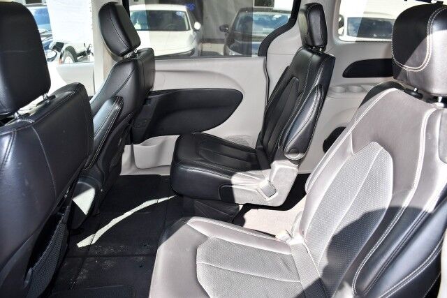 2022 Chrysler Pacifica Touring L Miami Gardens FL