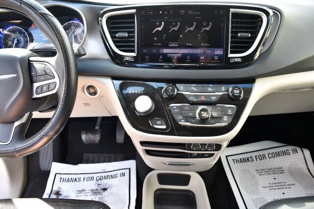 2022 Chrysler Pacifica Touring L Miami Gardens FL