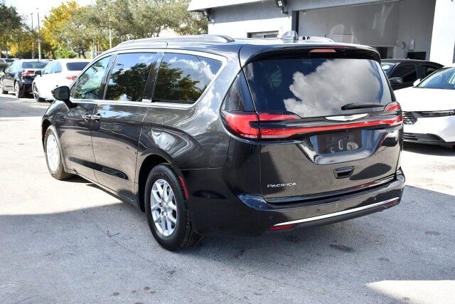 2022 Chrysler Pacifica Touring L Miami Gardens FL