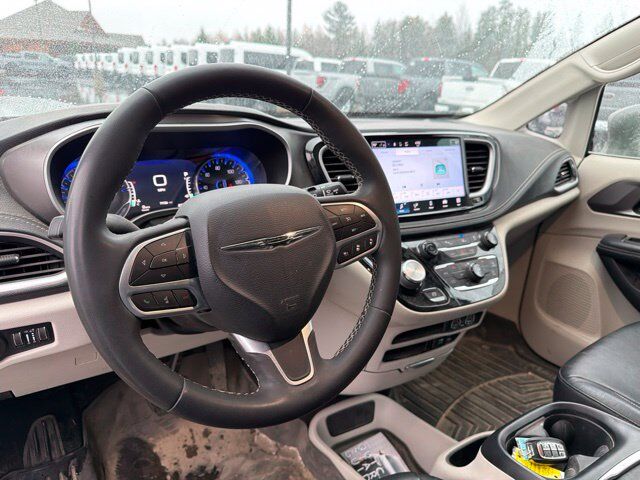 2022 Chrysler Pacifica Touring L Pine River MN