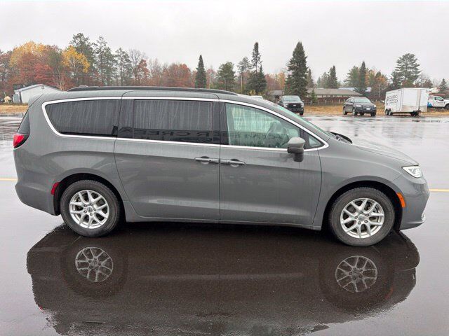 2022 Chrysler Pacifica Touring L Pine River MN