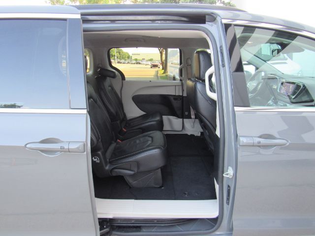 2022 Chrysler Pacifica Touring L Plano TX