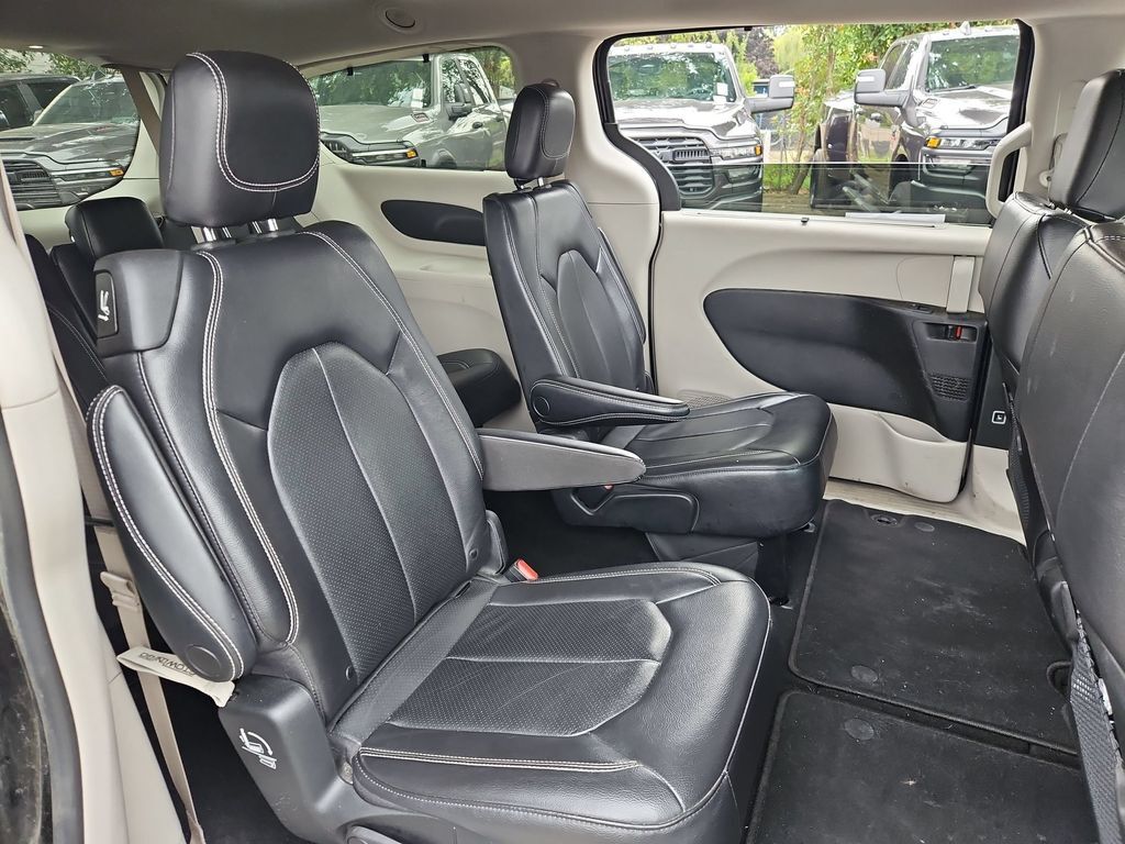 2022 Chrysler Pacifica Touring L Gresham OR