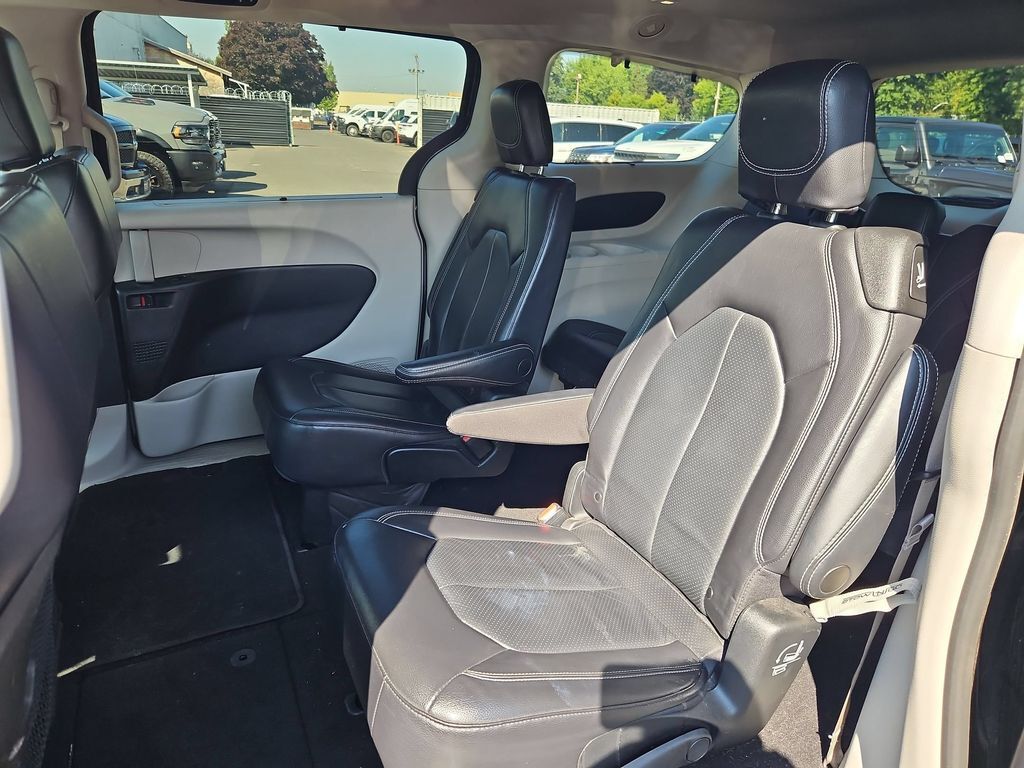 2022 Chrysler Pacifica Touring L Gresham OR