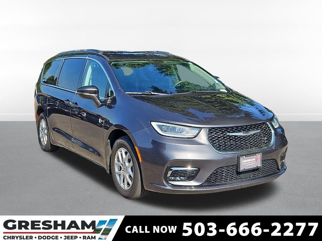2022 Chrysler Pacifica Touring L