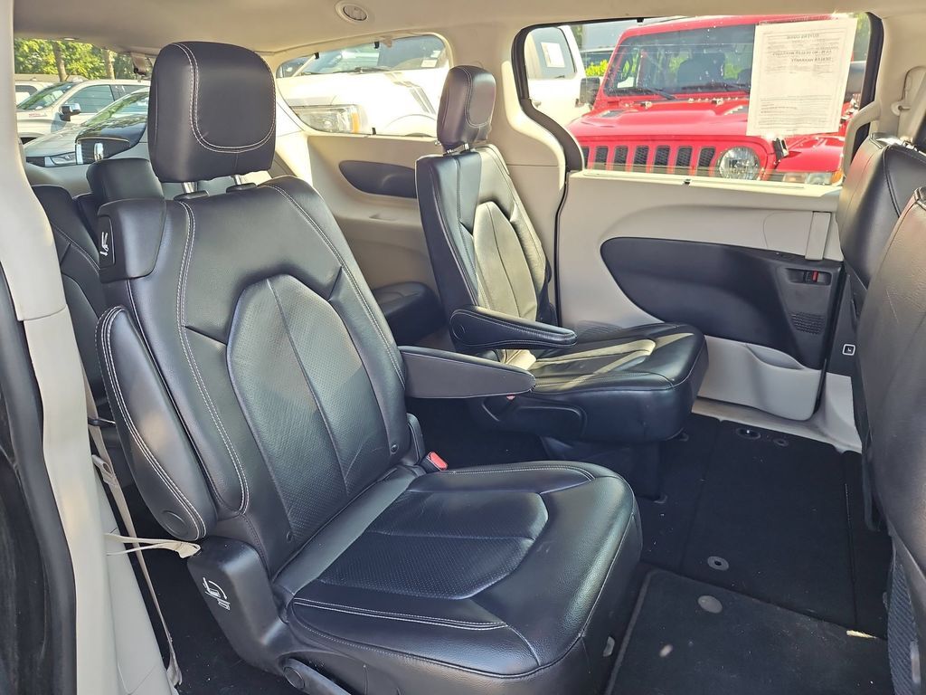 2022 Chrysler Pacifica Touring L Gresham OR