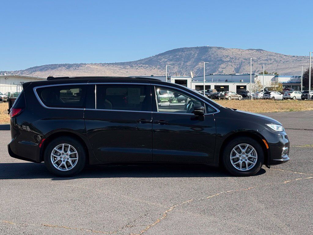 2022 Chrysler Pacifica Touring L Klamath Falls OR